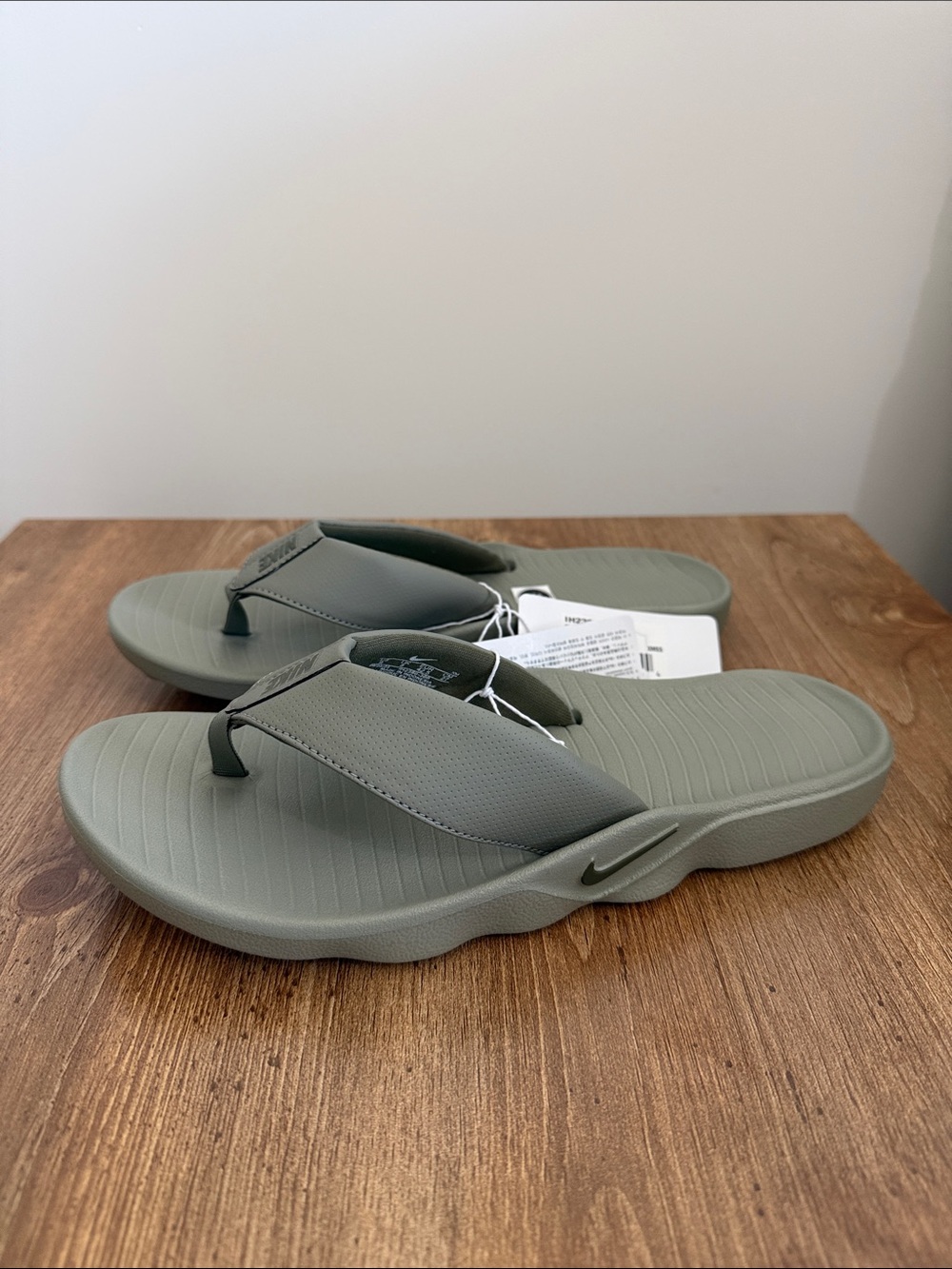 NWT Nike Men's Marina Slide Sandals